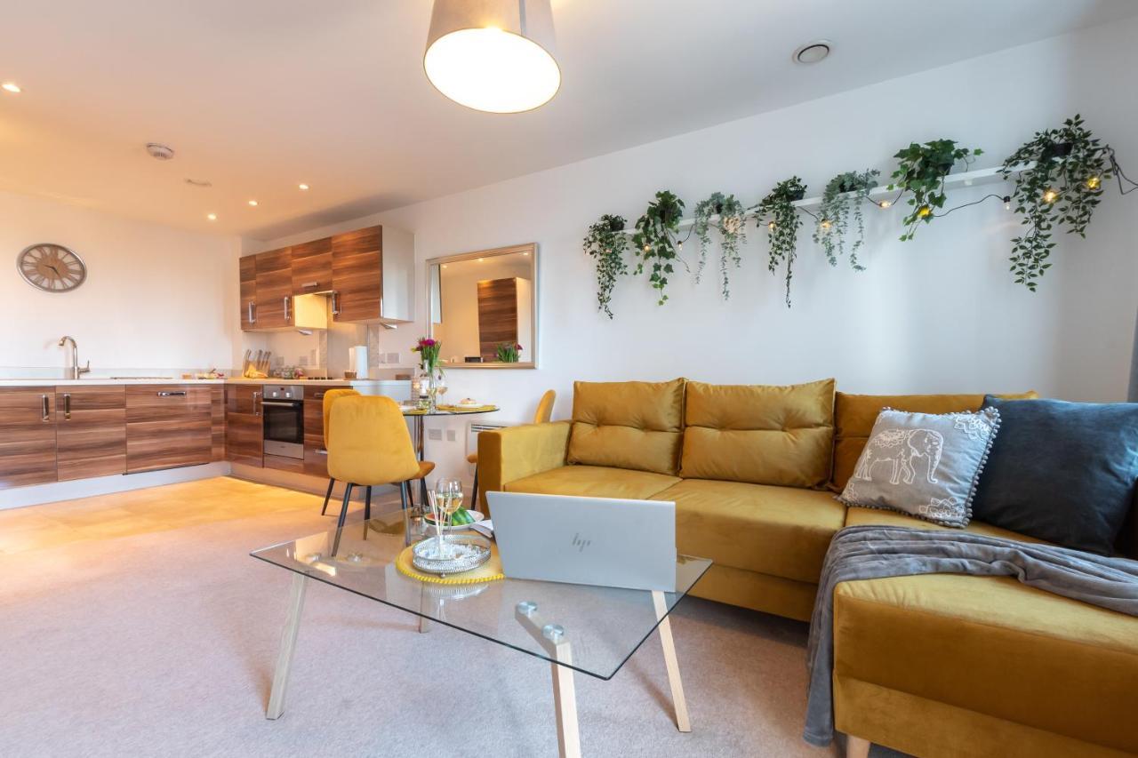 Amber Apartment Oasis - Your Gateway To Southampton'S Vibrant Heart, Port, Shopping Экстерьер фото