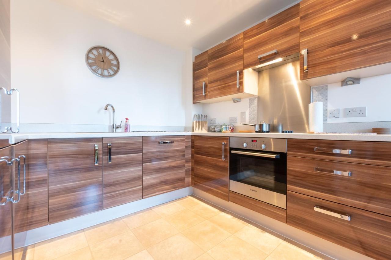 Amber Apartment Oasis - Your Gateway To Southampton'S Vibrant Heart, Port, Shopping Экстерьер фото