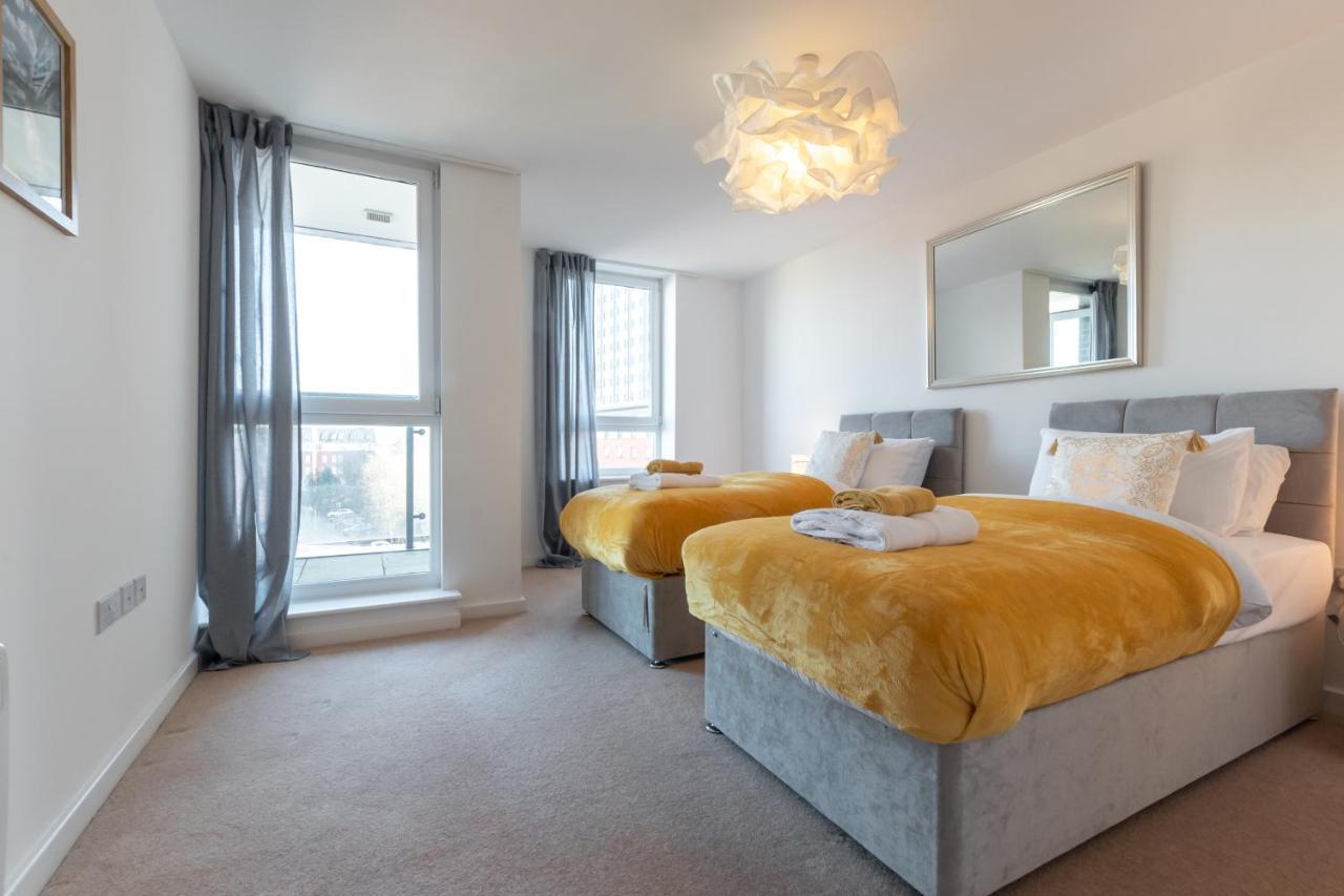 Amber Apartment Oasis - Your Gateway To Southampton'S Vibrant Heart, Port, Shopping Экстерьер фото