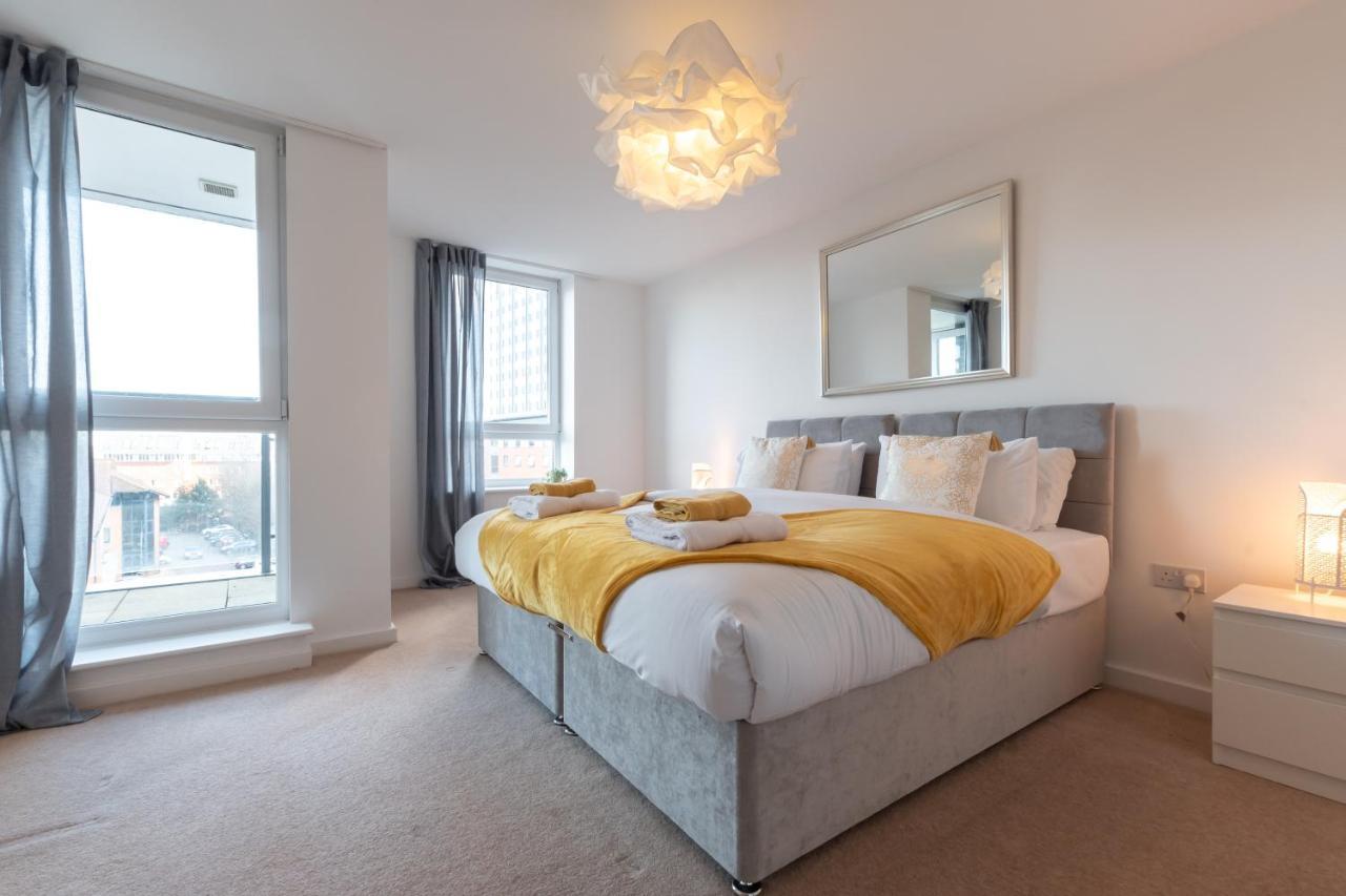 Amber Apartment Oasis - Your Gateway To Southampton'S Vibrant Heart, Port, Shopping Экстерьер фото