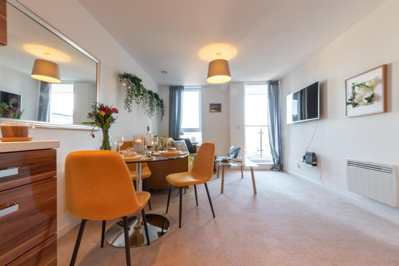 Amber Apartment Oasis - Your Gateway To Southampton'S Vibrant Heart, Port, Shopping Экстерьер фото